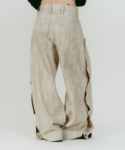 Knuth Marf(クヌースマーフ)の「【Knuth Marf】cling drape denim pants(デニムパンツ・レディース・ブラック/グレイッシュベージュ・XS/S)」の17枚目の写真