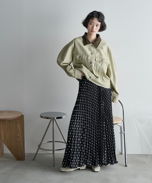 THE YOn（ザヨン）の「カーブスリーブクロップドジャケット　デニム/ツイル（デニムジャケット・レディース・セージグリーン/ライトブルー/グレイッシュベージュ/ブラック・FREE）」の8枚目の写真