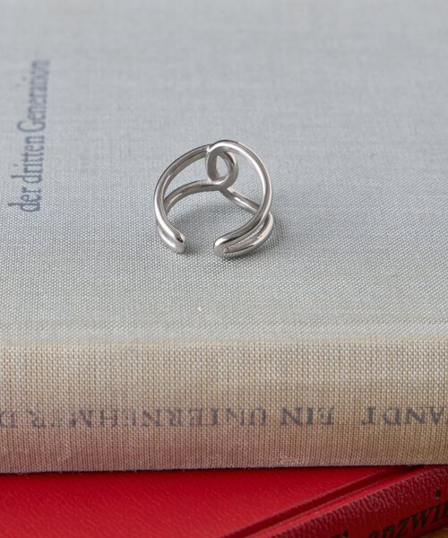 Jena espace merveilleux（ジェナ　エスパスメルヴェイユ）の「《さわ企画 》【WEB限定】ステンレス クロスリング（リング・レディース・シルバー/ゴールド・FREE）」の3枚目の写真
