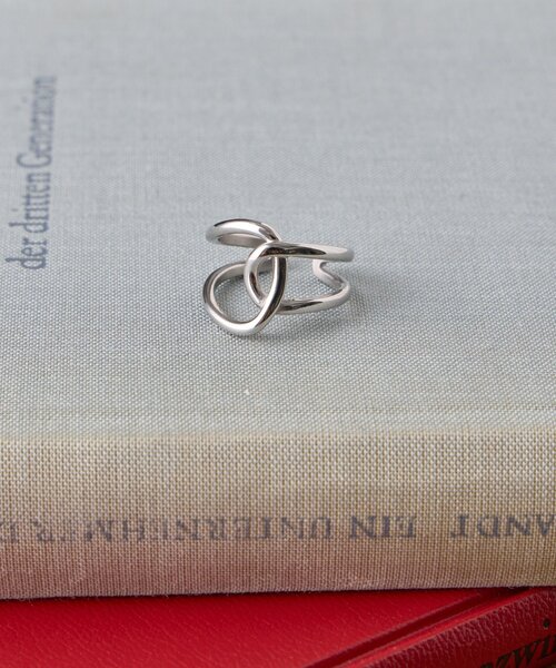 Jena espace merveilleux（ジェナ　エスパスメルヴェイユ）の「《さわ企画 》【WEB限定】ステンレス クロスリング（リング・レディース・シルバー/ゴールド・FREE）」の4枚目の写真