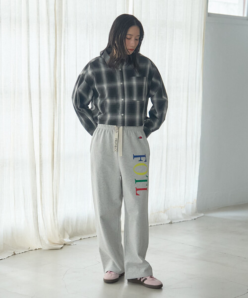 FREAK'S STORE(フリークスストア)の「オンブレ チェックシャツ/ショート丈チェックシャツ(シャツ/ブラウス・レディース・ブルー/ブラック・SMALL/MEDIUM)」の3枚目の写真