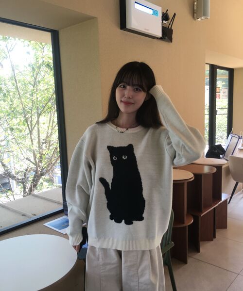 Video Jockey（ビデオジョッキー）の「黒猫ニットセーター[アイボリー]（ニット/セーター・レディース・アイボリー・C/M/L）」の5枚目の写真