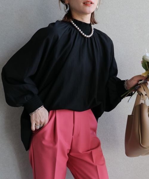 zena（ジェナ）の「シャーリングギャザードルマンシャツ（シャツ/ブラウス・レディース・ブラック/グレー系その他・FREE）」の14枚目の写真