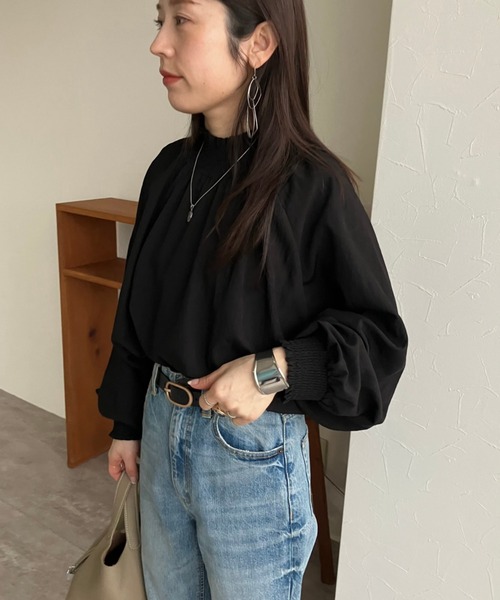 zena（ジェナ）の「シャーリングギャザードルマンシャツ（シャツ/ブラウス・レディース・ブラック/グレー系その他・FREE）」の18枚目の写真