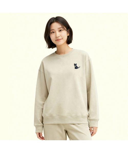 OKSTAR（オクスター）の「ハッピーニャン刺繍特厚裏毛スウェット（スウェット・レディース・ネイビー/ベージュ/オートミール/ホワイト/ダークグリーン/ライトグレー/グレー/ブルー/クリーム/ブラック/カーキ/ライトベージュ・SMALL/MEDIUM/LARGE/X-LARGE/3XL/4XL/2XL）」の13枚目の写真