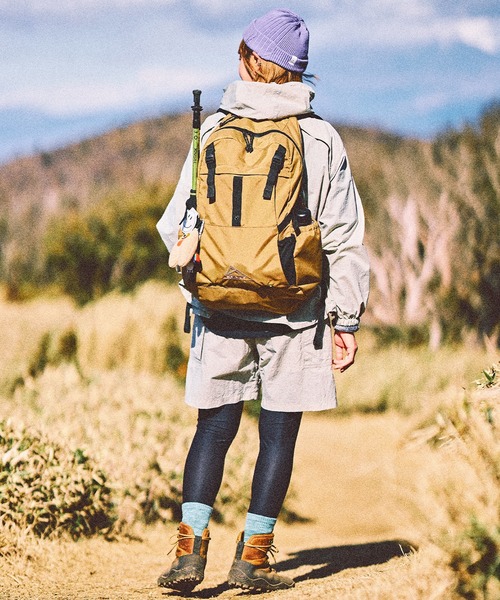 KELTY(ケルティ)の「NFC × KELTY メットインバックパック(バックパック/リュック・メンズ・ブラック/ブルー系/モカ・FREE)」の9枚目の写真