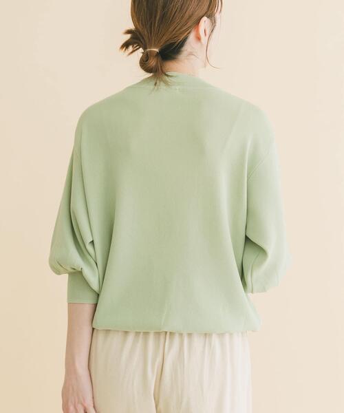 ITEMS URBANRESEARCH（アイテムズ アーバンリサーチ）の「『洗濯可』ソウバリボリュームスリーブニット（ニット/セーター・レディース・グレー/ブラック/ブラウン/ホワイト系その他/ミント/オフホワイト/ブルー系その他・FREE）」の17枚目の写真