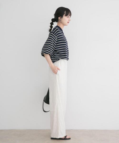 ITEMS URBANRESEARCH(アイテムズ アーバンリサーチ)の「『洗濯可』ソウバリボリュームスリーブニット(ニット/セーター・レディース・グレー/ブラック/ブラウン/ホワイト系その他/ミント/オフホワイト/ブルー系その他・FREE)」の9枚目の写真