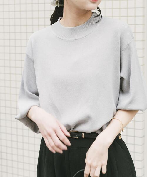 ITEMS URBANRESEARCH(アイテムズ アーバンリサーチ)の「『洗濯可』ソウバリボリュームスリーブニット(ニット/セーター・レディース・グレー/ブラック/ブラウン/ホワイト系その他/ミント/オフホワイト/ブルー系その他・FREE)」の19枚目の写真