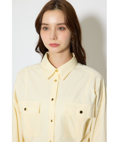 rienda(リエンダ)の「ベルトディティールビッグシャツ 春服(シャツ/ブラウス・レディース・イエロー系その他/ホワイト/ブルー系その他・FREE)」の14枚目の写真