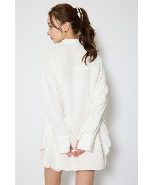 rienda(リエンダ)の「ベルトディティールビッグシャツ 春服(シャツ/ブラウス・レディース・イエロー系その他/ホワイト/ブルー系その他・FREE)」の22枚目の写真
