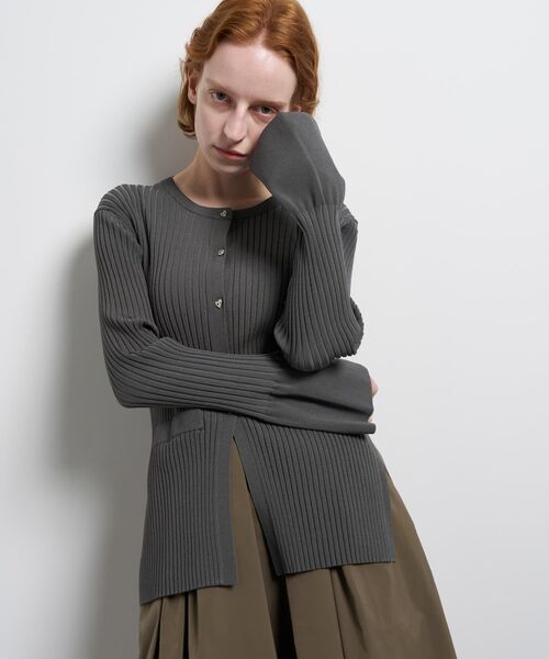 LANVIN en Bleu（ランバンオンブルー）の「リブカフスカーディガン（ニット/セーター・レディース・グレー/ブラック/イエロー・38）」の3枚目の写真