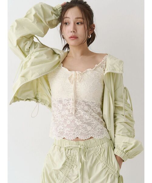 CALNAMUR（カルナムール）の「ギャザーボリュームブルゾン（ブルゾン・レディース・アイボリー/グリーン・FREE）」の13枚目の写真