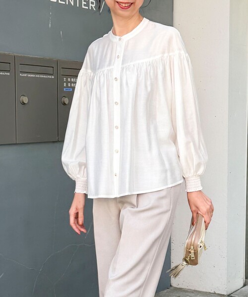 MICO COULIER（ミコクリエ）の「シルキーローンブラウス（シャツ/ブラウス・レディース・イエロー/ラベンダー/オフホワイト・38）」の5枚目の写真