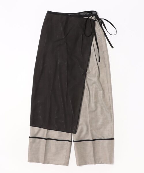 MANOF（マノフ）の「MANOF SKIRT LAYERED WIDE PANTS（その他パンツ・レディース・ベージュ/ブラック・SMALL/MEDIUM）」の10枚目の写真