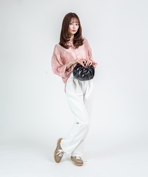 HELOYSE（エロイーズ）の「【HELOYSE/エロイーズ】ハンドバッグ　ショルダーバッグ　croissant shoulder leather mini（ショルダーバッグ・レディース・シルバー/ブラック・FREE）」の10枚目の写真