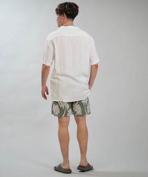 RVCA(ルーカ)の「RVCA/ルーカ メンズ 半袖シャツ IRON ON SH BG041121(シャツ/ブラウス・メンズ・ブラック×ホワイト/ホワイト・M/L)」の6枚目の写真