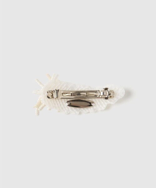 tanakadaisuke（タナカダイスケ）の「【tanakadaisuke/タナカダイスケ】feather beads barrette Right/フェザービーズバレッタ(右側)（バレッタ/ヘアクリップ・レディース・ホワイト・FREE）」の6枚目の写真