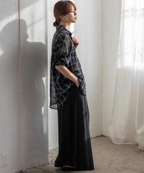 VitaFelice(ヴィータフェリーチェ)の「チェック柄シアールーズシャツ オーバーサイズ(シャツ/ブラウス・レディース・ホワイト/ブラック・FREE)」の17枚目の写真