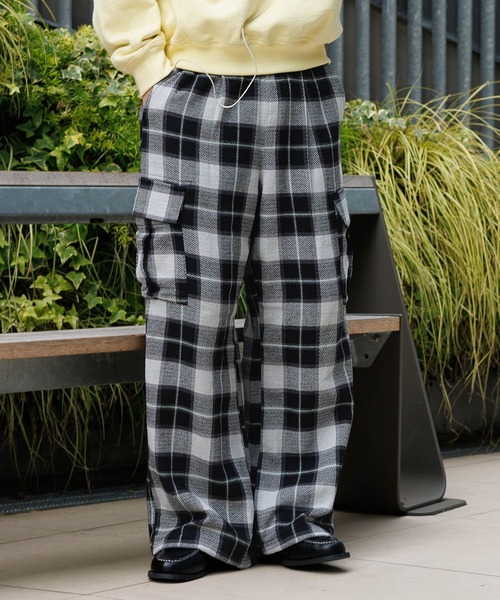 RAGEBLUE(レイジブルー)の「Check Pattern Cargo Easy Pants/チェック柄カーゴイージーパンツ(カーゴパンツ・メンズ・ブルー/グレー・LARGE/MEDIUM)」の2枚目の写真