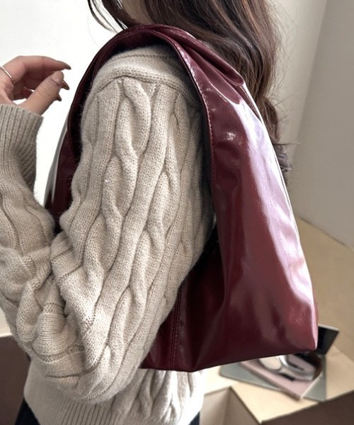 mebole(メボレ)の「レトロワンショルダーバッグ(ショルダーバッグ・レディース・レッド/ホワイト/ブラウン/ブラック・FREE)」の11枚目の写真