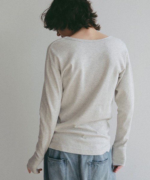 ETRE TOKYO(エトレトウキョウ)の「オーガニックコットンUネックロンTee(Tシャツ/カットソー・レディース・グレー/ブラック/ホワイト・FREE)」の18枚目の写真