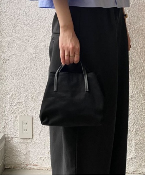 EARTH MADE（アースメイド）の「SLIM HANDLE 2WAY MINI TOTE（ショルダーバッグ・レディース・ブラック/ライトグレー/グリーン/ベージュ・FREE）」の12枚目の写真