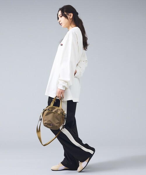 NANGA(ナンガ)の「【NANGA /ナンガ】 エコハイブリッド ボックスロゴ刺繍Tシャツ/ユニセックス/NW2411-1G803(Tシャツ/カットソー・メンズ・ホワイト/ブラック/ネイビー・XL/M/L)」の7枚目の写真
