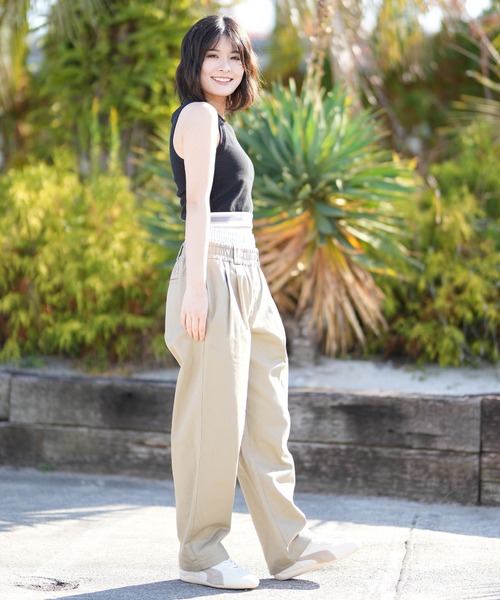 NEW ERA（ニューエラ）の「NEW ERA/ニューエラ レディース タンクトップ WS RIB CROPPED TANK（タンクトップ・レディース・グレー/ブラック・S/M）」の13枚目の写真