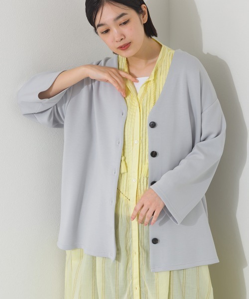 OMNES（オムネス）の「ソフトポンチノーカラー長袖カーディガン UVカット花粉ガード付（カーディガン/ボレロ・レディース・ライトグレー/ベージュ/ライトピンク/ブラック・FREE）」の3枚目の写真