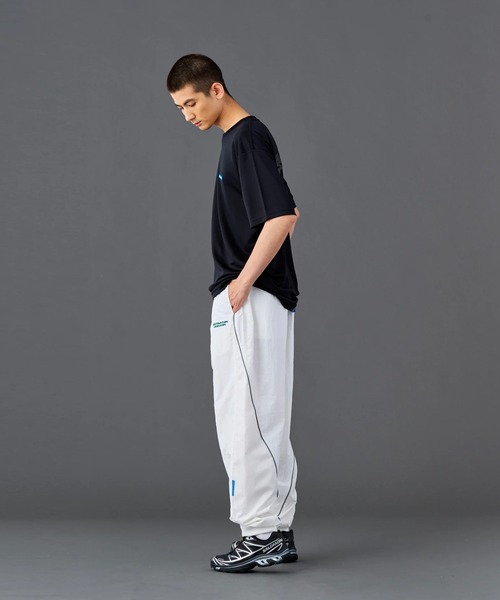 Liberaiders(リベレイダース)の「Liberaiders/リベレイダース LR NYLON PANTS ブランドロゴ イージーナイロンパンツ 秋 秋服 2026年秋冬(スウェットパンツ・メンズ・ネイビー/ブラック/ホワイト・L/XL/M/S)」の14枚目の写真