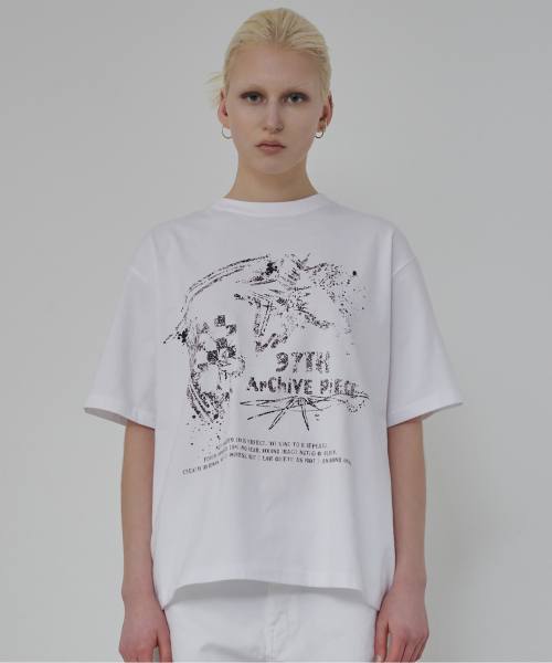 DEARMYDEER(ディアマイディア)の「プラントグラフィックTシャツ(ホワイト)(Tシャツ/カットソー・レディース・その他・FREE)」の1枚目の写真
