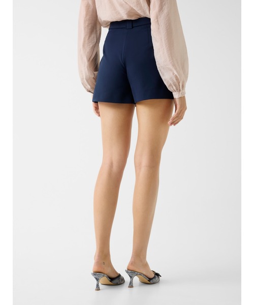VALENTINA Short ショートパンツ | GUESS(ゲス) JAPAN 公式オンライン