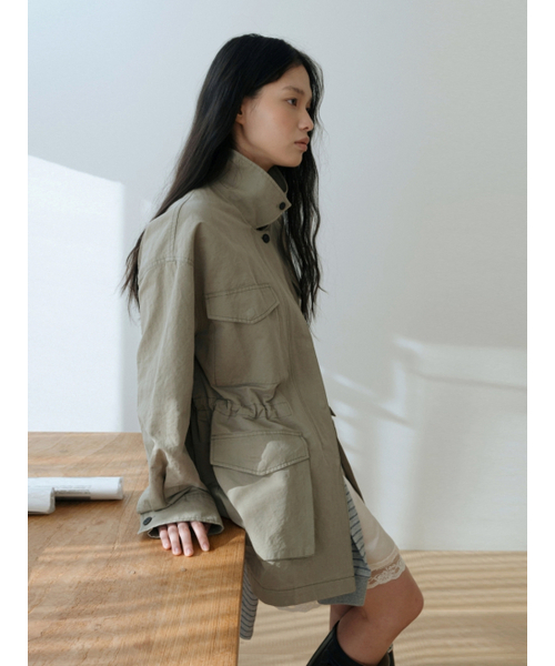 UNNOUT(アナウト)の「LINEN UTILITY HALF COAT KHAKI(ナイロンジャケット・レディース・その他・ONE SIZE)」の5枚目の写真