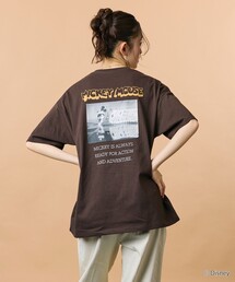 FREAK'S STORE | 限定展開/DISNEY/ディズニー/ミッキーマウス /モノクロ バックプリント クルーネック Tシャツ/Scene(Tシャツ/カットソー)