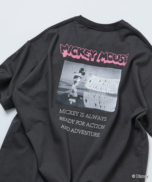 売切希望 宮崎限定 ミッキー  T  黒 Ｌ ミッキーマウス / LOVELESS限定】プリントTシャツ(フロントシルエット