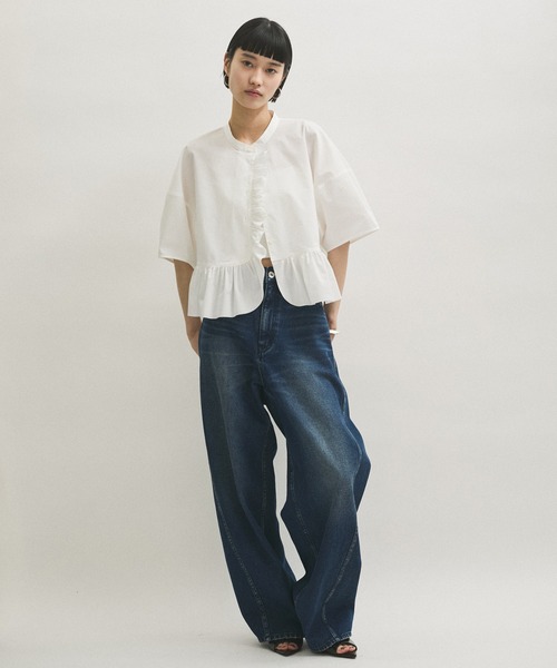ADAM ET ROPE'(アダムエロペ)の「【サステナブル】・【定番】フリルブラウス(シャツ/ブラウス・レディース・ブラック/サックスブルー/ホワイト・FREE)」の14枚目の写真