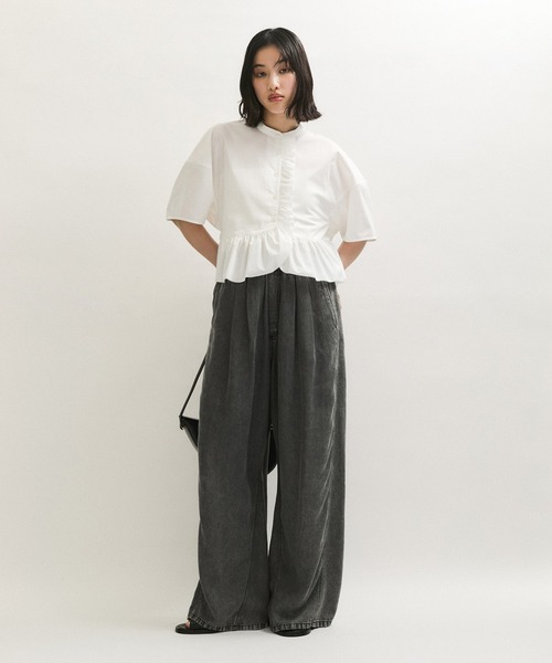 ADAM ET ROPE'(アダムエロペ)の「【サステナブル】・【定番】フリルブラウス(シャツ/ブラウス・レディース・ブラック/サックスブルー/ホワイト・FREE)」の16枚目の写真