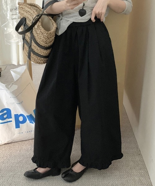 mielu(ミエル)の「ハイウエストフリルパンツ(その他パンツ・レディース・パープル/グレー/ホワイト/イエロー・LARGE/MEDIUM)」の6枚目の写真