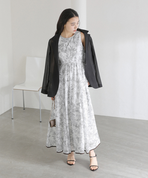 La TOTALITE（ラトータリテ）の「【洗える】フルーツジュイプリントワンピース（ワンピース・レディース・ブラウン/レモンイエロー・36/38）」の3枚目の写真