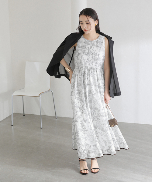 La TOTALITE（ラトータリテ）の「【洗える】フルーツジュイプリントワンピース（ワンピース・レディース・ブラウン/レモンイエロー・36/38）」の5枚目の写真