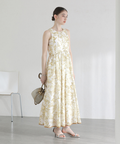 La TOTALITE（ラトータリテ）の「【洗える】フルーツジュイプリントワンピース（ワンピース・レディース・ブラウン/レモンイエロー・36/38）」の10枚目の写真