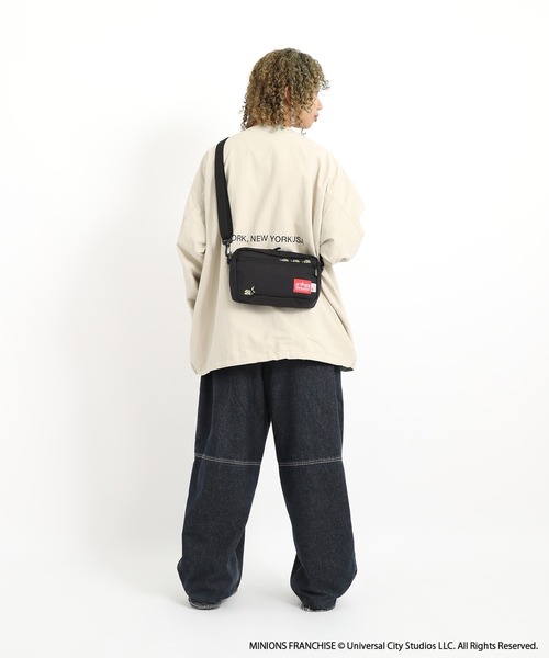 Manhattan Portage（マンハッタンポーテージ）の「Jogger (L) JPN Ver 2 500D CORDURA / MINIONS（ショルダーバッグ・レディース・ブラック・X-SMALL）」の13枚目の写真