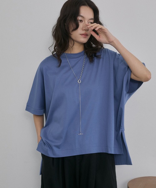 hunch（ハンチ）の「コンパクトスムース オーバー無地Tシャツ（Tシャツ/カットソー・レディース・ブルー/オフホワイト/ブラック・FREE）」の3枚目の写真