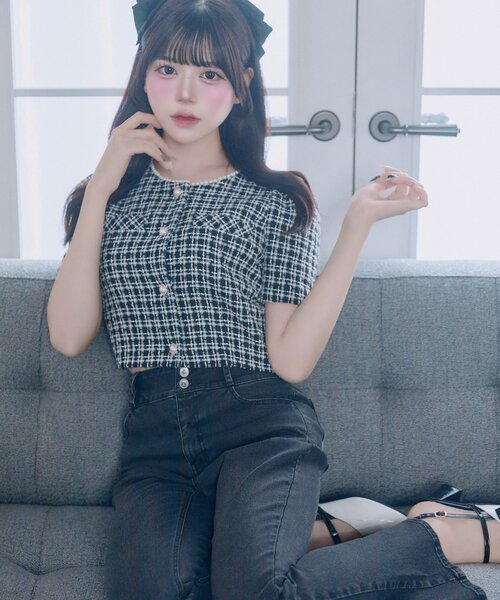 Belle Charme(ベルシャルム)の「【Belle Charme】Pearl Neck Tweed Jacket(その他アウター・レディース・オフホワイト/ピンク/ブラック・FREE)」の7枚目の写真