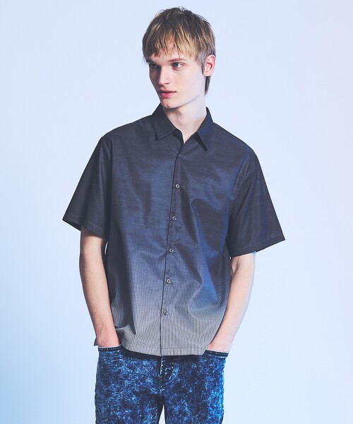 5351 POUR LES HOMMES(ゴーサンゴーイチプールオム)の「グラデーション ストライプシャツ(シャツ/ブラウス・メンズ・グリーン/ブラック・48/46/44/50)」の1枚目の写真