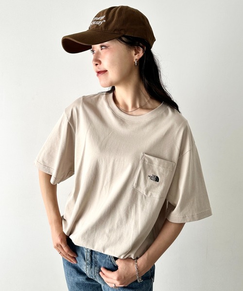 THE NORTH FACE(ザノースフェイス)の「THE NORTH FACE(ザ・ノースフェイス)/ワンポイントロゴプリント クルーネック 半袖 コットン Tシャツ ポケT/M'S ESSENCE S/S R/TEE(Tシャツ/カットソー・レディース・ブラック/ライトベージュ/ミント/ホワイト・M/L/XL/XXL)」の17枚目の写真
