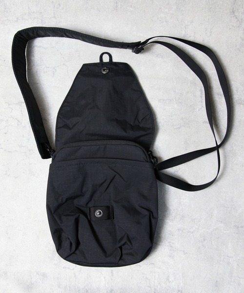 THE NORTH FACE(ザノースフェイス)の「THE NORTH FACE ショルダーバッグ(ショルダーバッグ・メンズ・ブラック・FREE)」の7枚目の写真