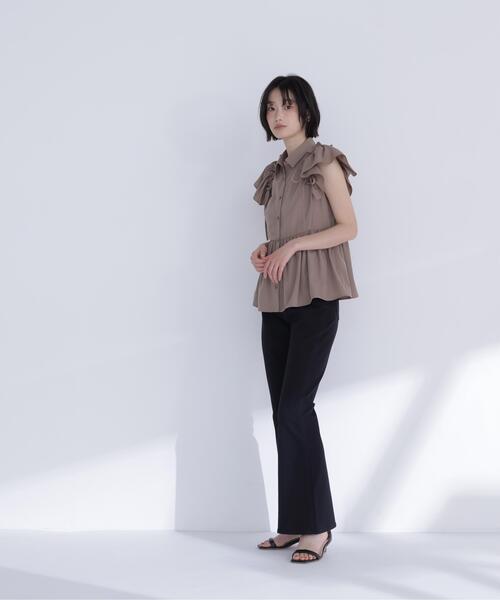 NATURAL BEAUTY BASIC(ナチュラルビューティーベーシック)の「サイドリボンペプラムシャツ(シャツ/ブラウス・レディース・ブラウン/イエロー/オフホワイト・フリ-)」の11枚目の写真