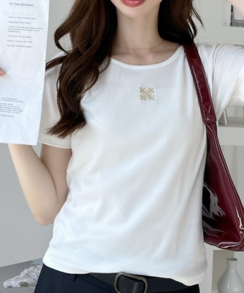 Ada.（エイダ）の「フロントロゴ刺繍 Ｕネック 半袖 Tシャツ（Tシャツ/カットソー・レディース・チャコール/ブラック/グレー/オフホワイト・FREE）」の16枚目の写真